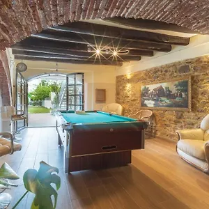 Newly Renovated Large With Garden , Castello D'Empuries Espagne